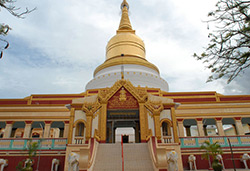 Yadanar Zedi Sinmyar Shin Pagoda